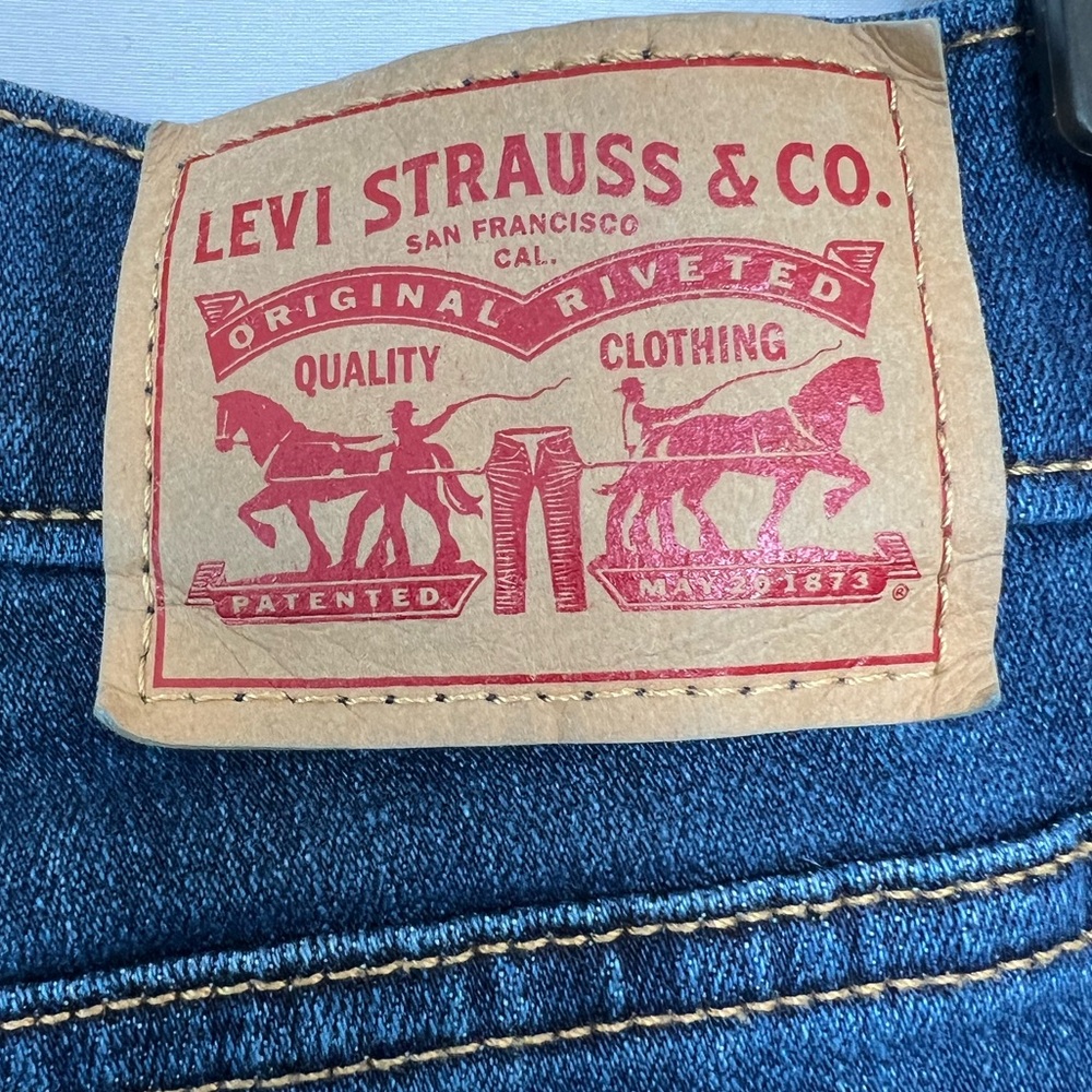 SOLD👖 EUC LEVI’S 724 High Rise Straight Jeans | Women’s 27 - Picture 9 of 13